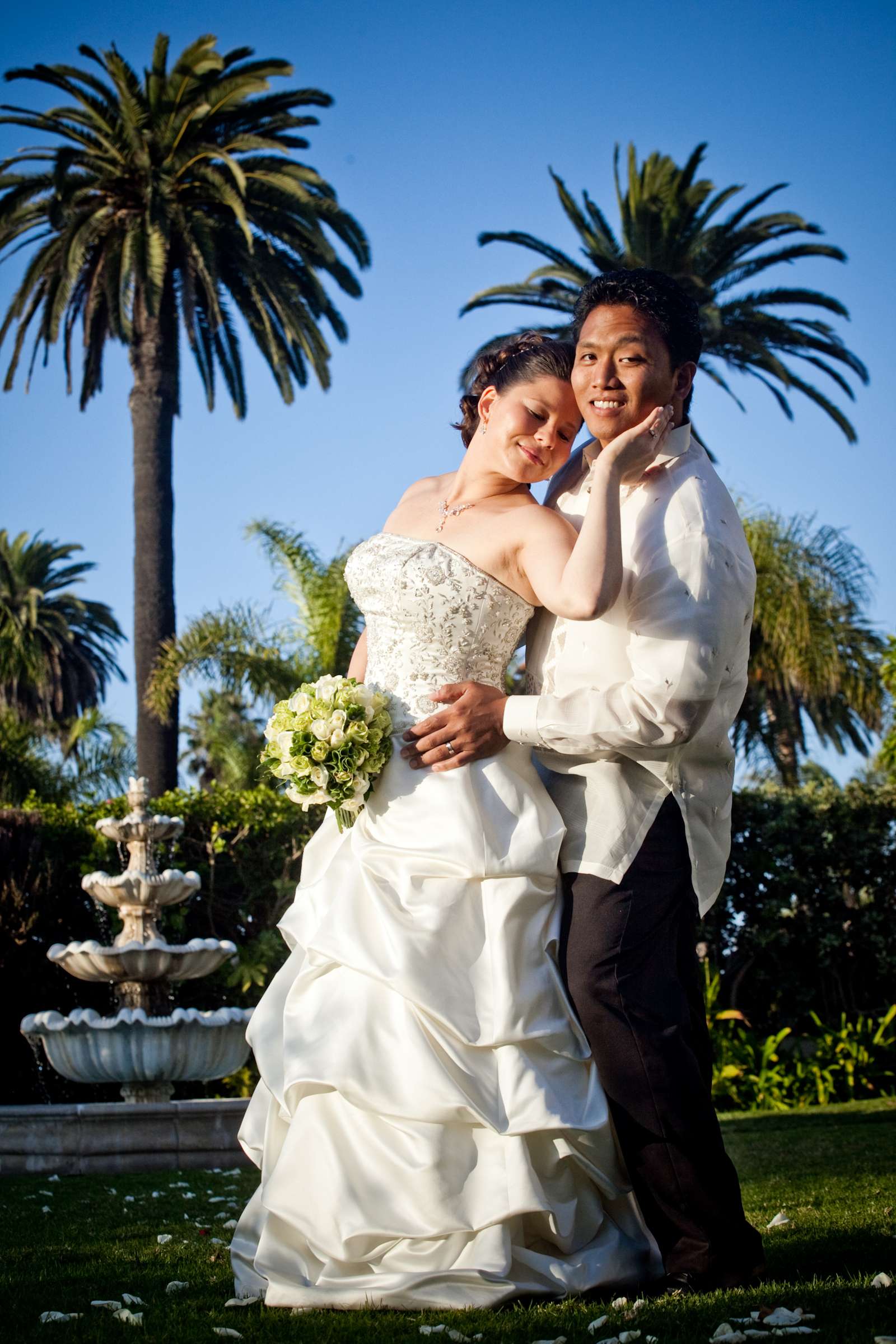 La Jolla Woman's Club Wedding, Desiree and Alonto Wedding Photo #21 by True Photography