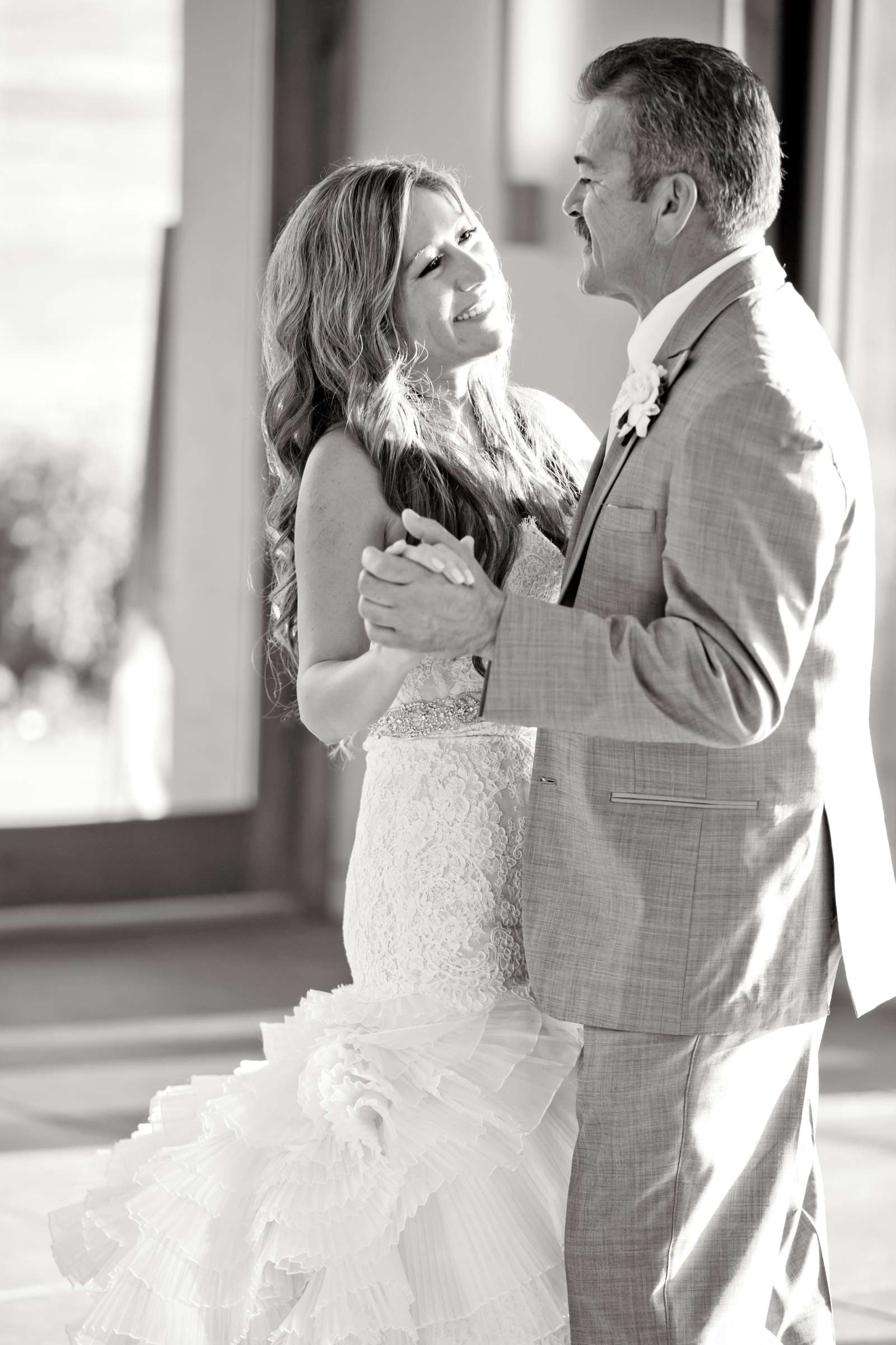 Scripps Seaside Forum Wedding coordinated by EverAfter Events, Cecilia and Dan Wedding Photo #127858 by True Photography