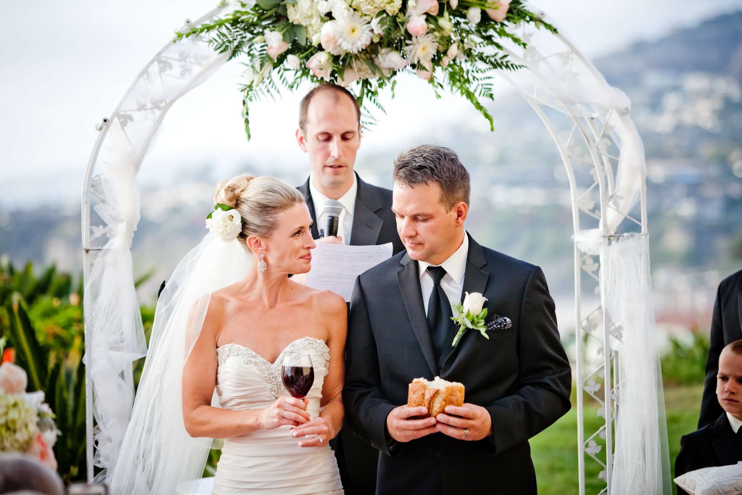 Ritz Carlton-Laguna Niguel Wedding coordinated by Ciao Bella Events and Weddings, Laura and Steve Wedding Photo #136632 by True Photography