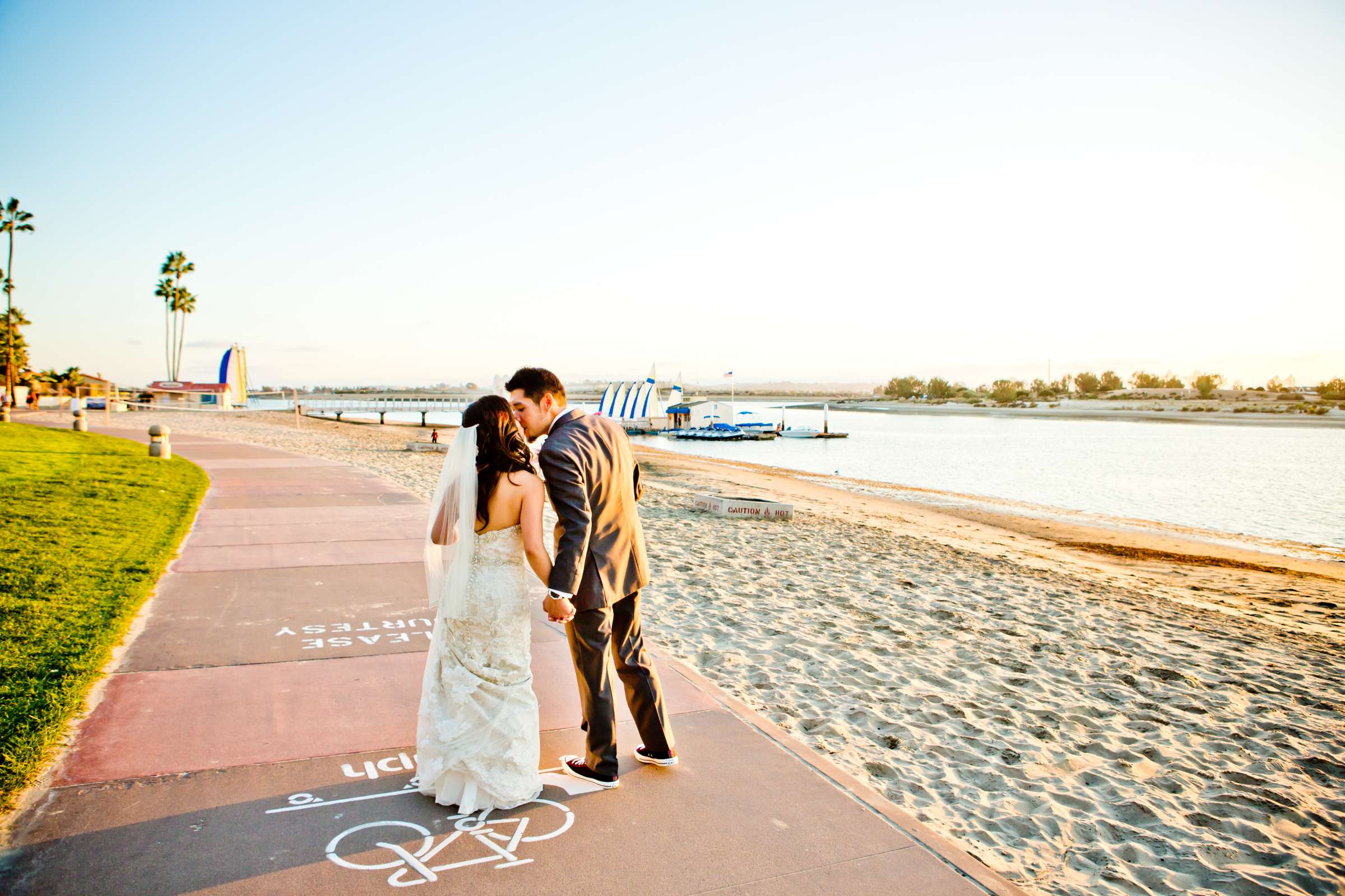 Beach at San Diego Mission Bay Resort Wedding coordinated by Lavish Weddings, Maggie and Michael Wedding Photo #138768 by True Photography