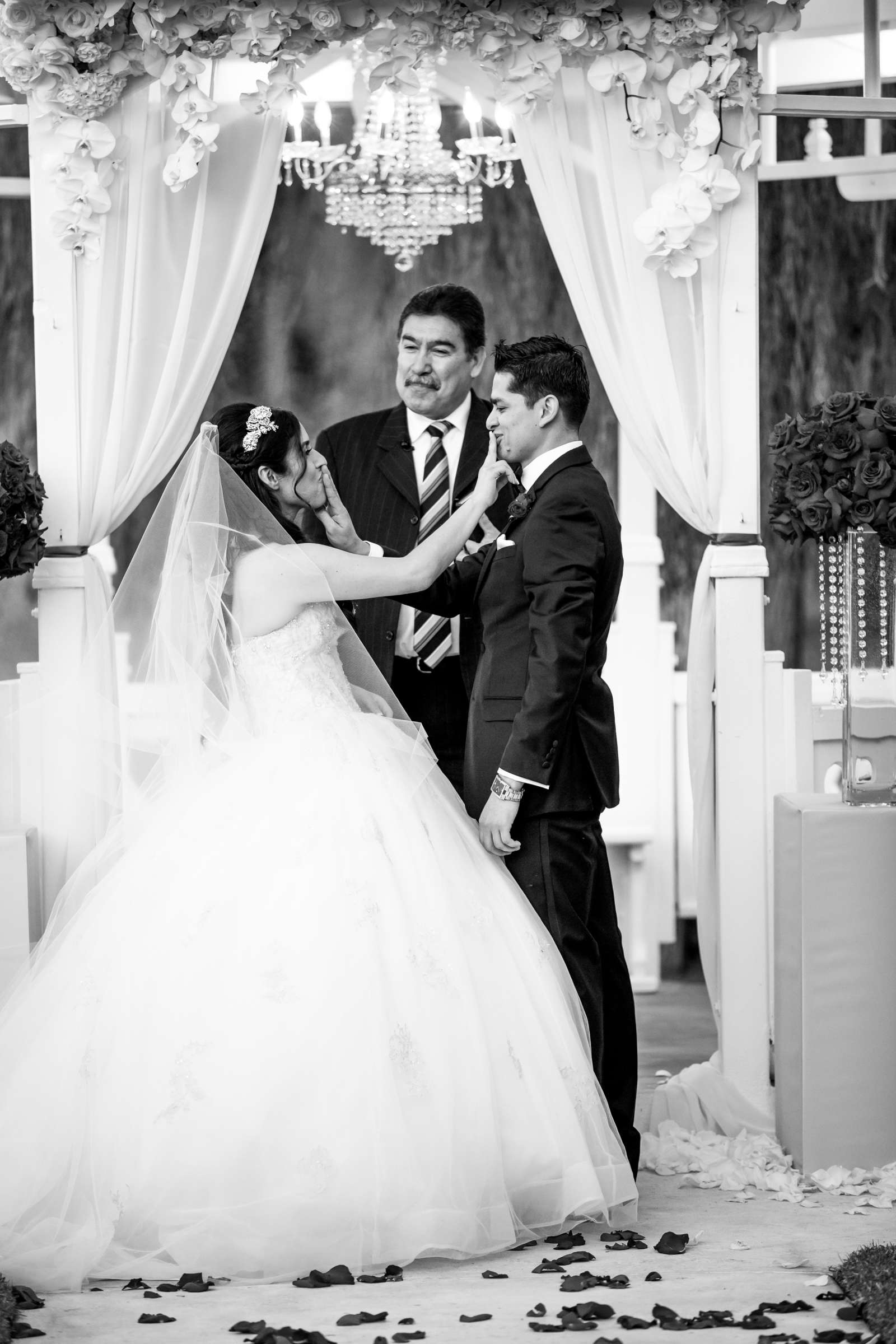Grand Tradition Estate Wedding coordinated by Grand Tradition Estate, Liseth and Joel Wedding Photo #186424 by True Photography