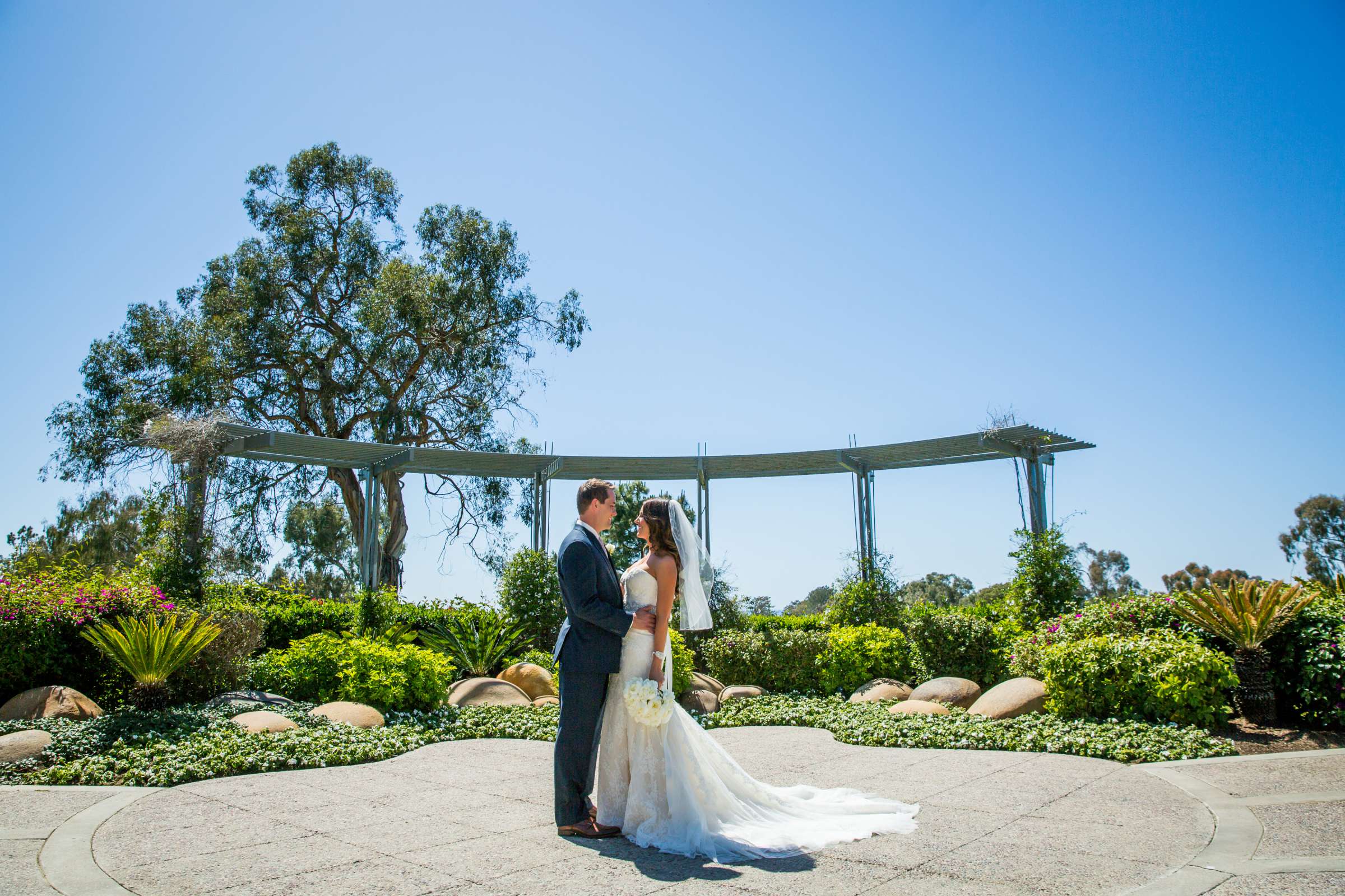 Scripps Seaside Forum Wedding coordinated by Luxe Special Events, Angela and Kyle Wedding Photo #43 by True Photography