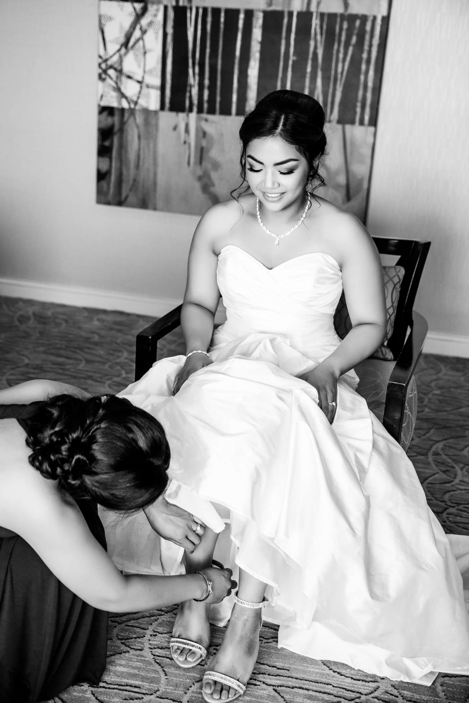 Marriott Marquis San Diego Marina Wedding coordinated by Seven Stems Floral Design & Events, Aileen and Jerry Wedding Photo #273912 by True Photography