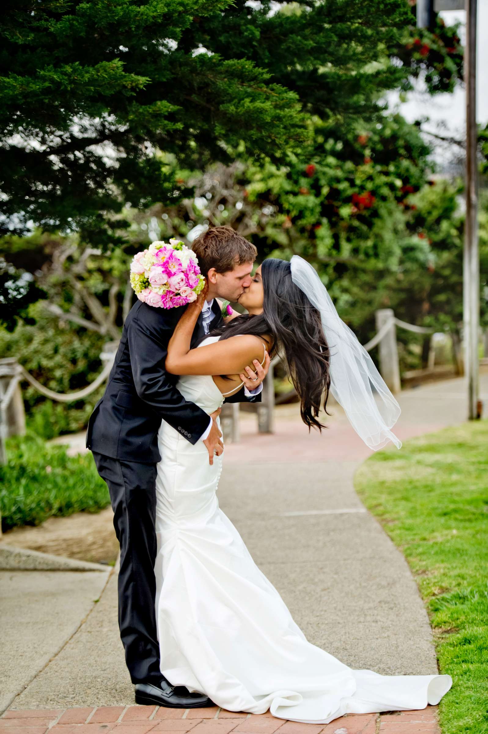Hilton La Jolla Torrey Pines Wedding, Jaya and John Wedding Photo #328891 by True Photography