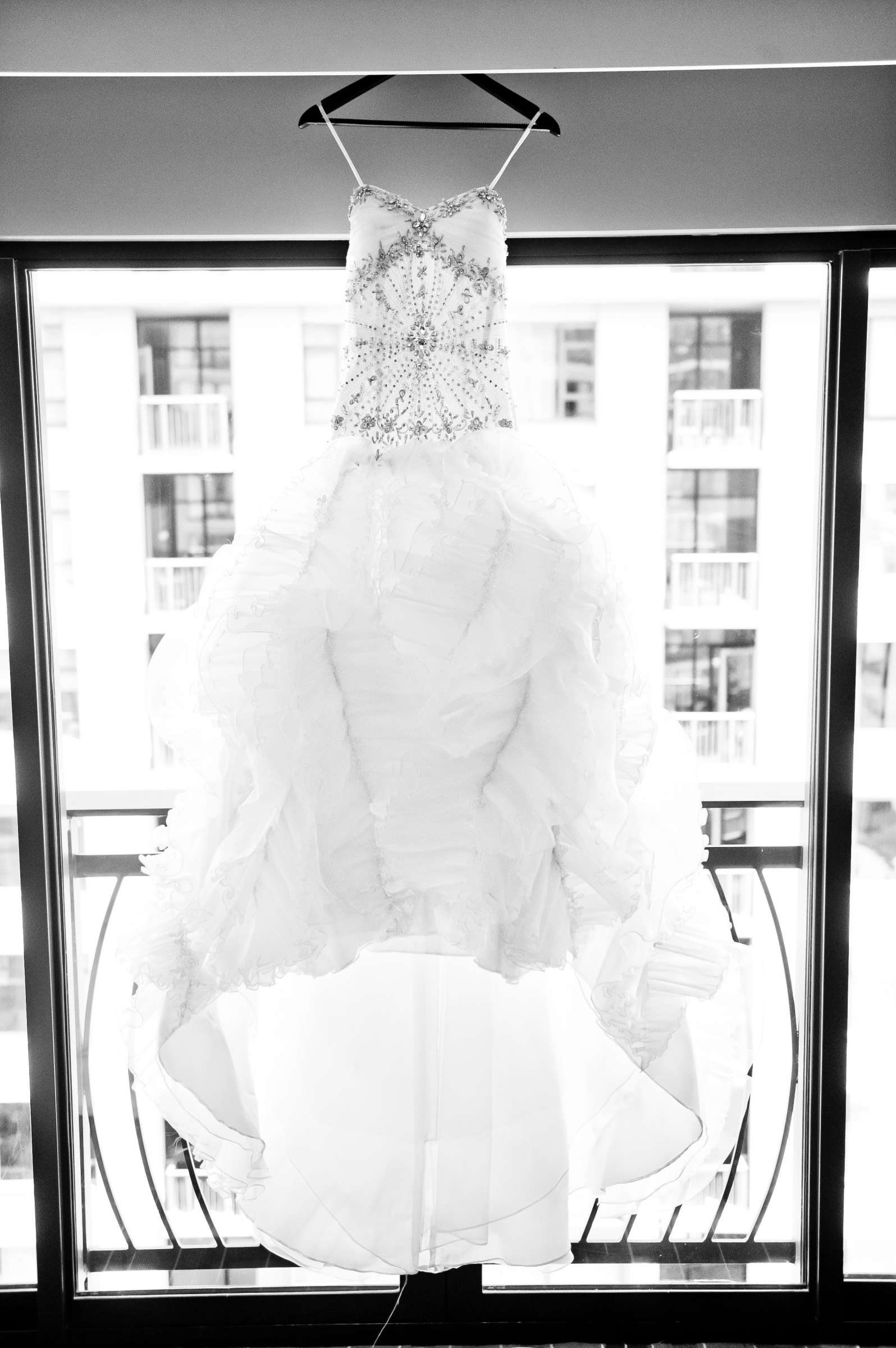 Hard Rock Hotel-San Diego Wedding coordinated by First Comes Love Weddings & Events, Eileen and Andrew Wedding Photo #330940 by True Photography