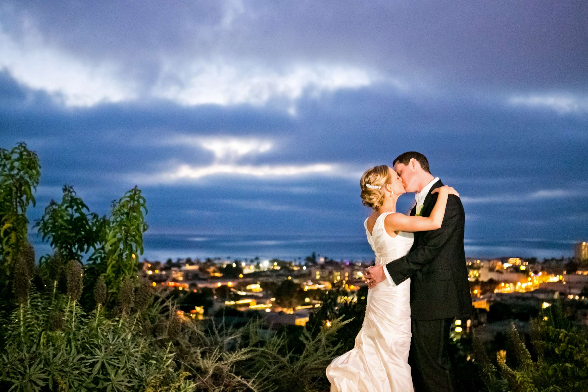 La Jolla Country Club Wedding coordinated by Creative Occasions, Erica and Evan Wedding Photo #331110 by True Photography