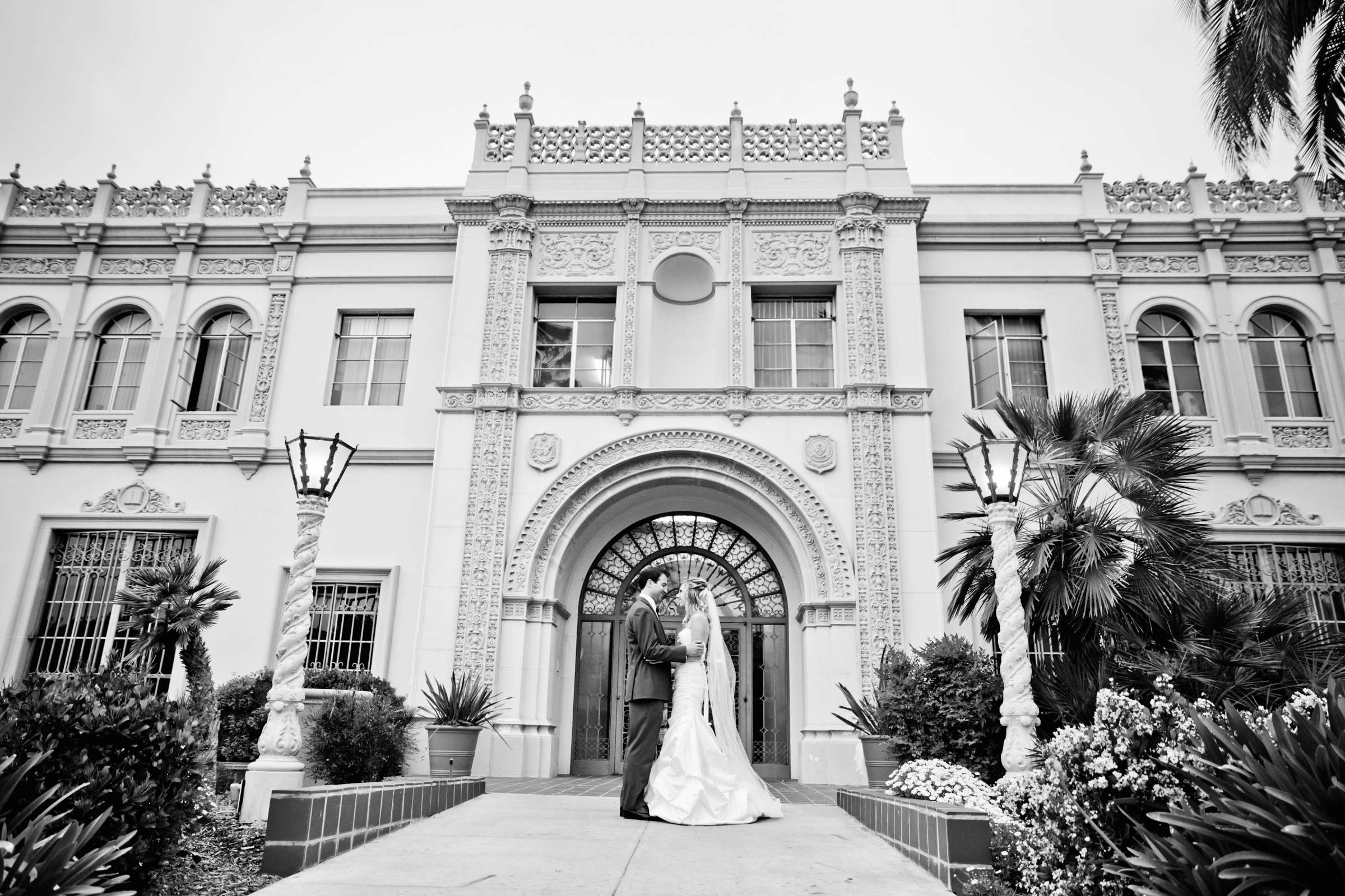 Hilton La Jolla Torrey Pines Wedding coordinated by Alison Howard Events, Lauren and Michael Wedding Photo #337056 by True Photography
