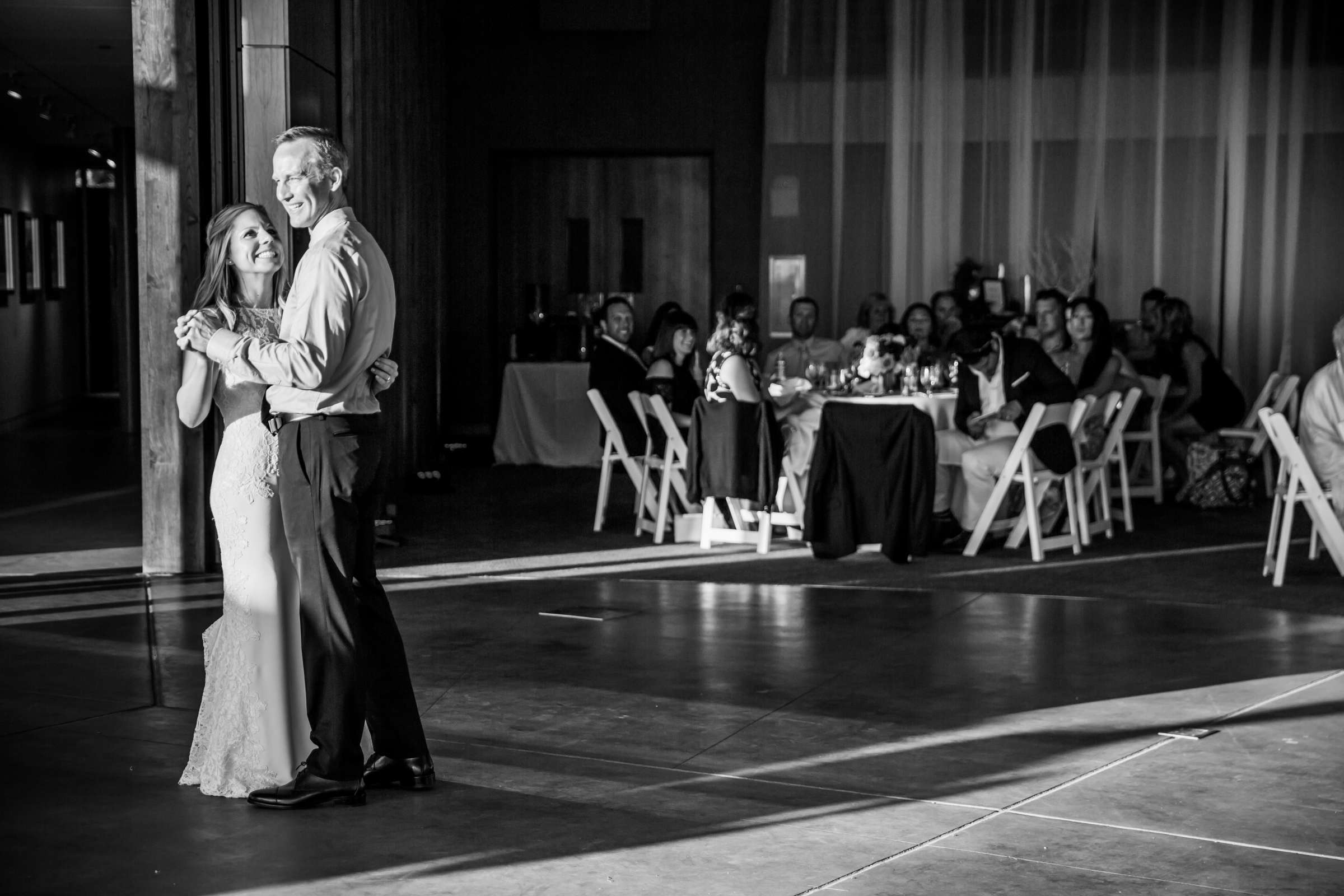 Scripps Seaside Forum Wedding coordinated by First Comes Love Weddings & Events, Christina and Sean Wedding Photo #387798 by True Photography