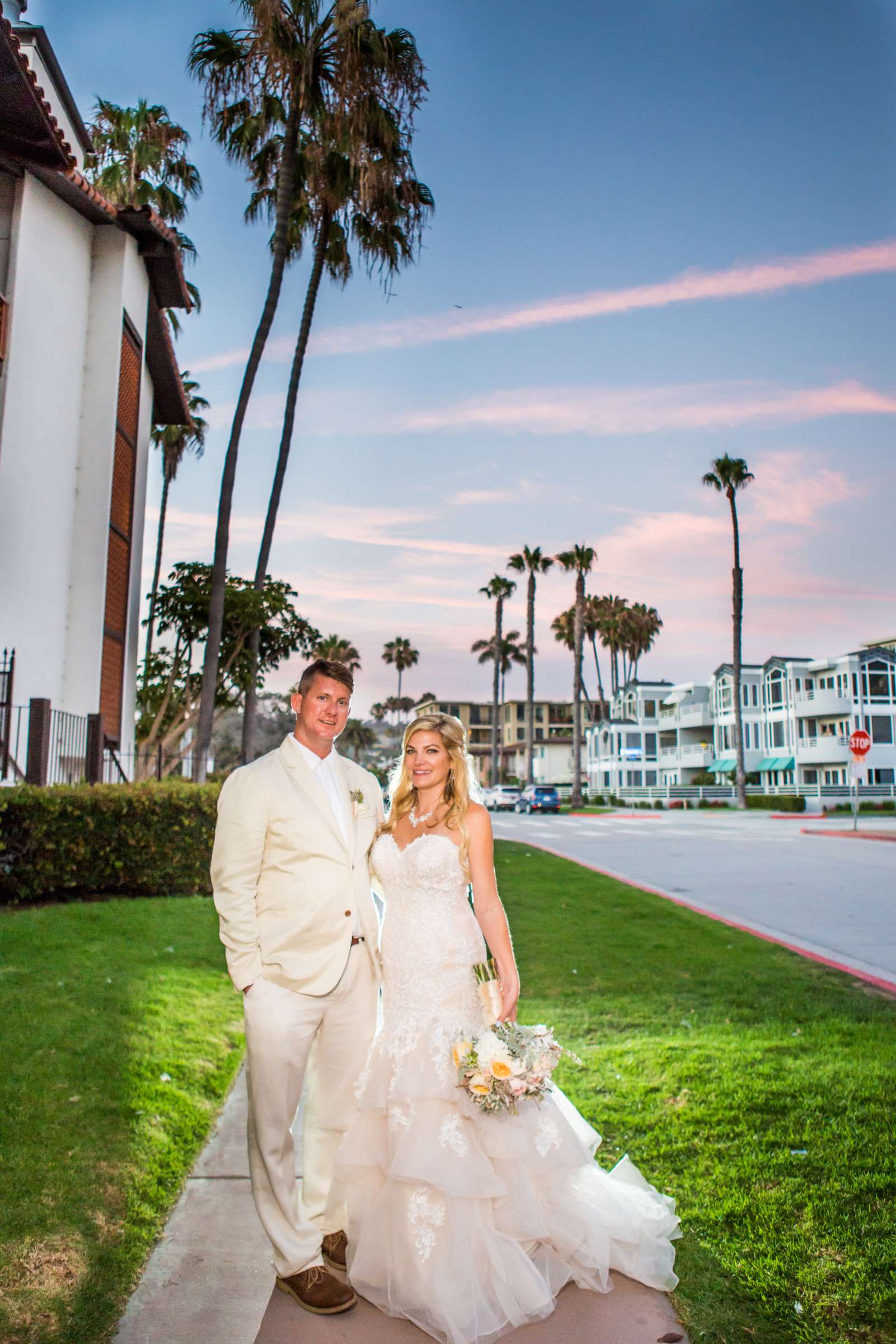 La Jolla Shores Hotel Wedding coordinated by Sparkle and Toast, Dawn and Jon Wedding Photo #394518 by True Photography