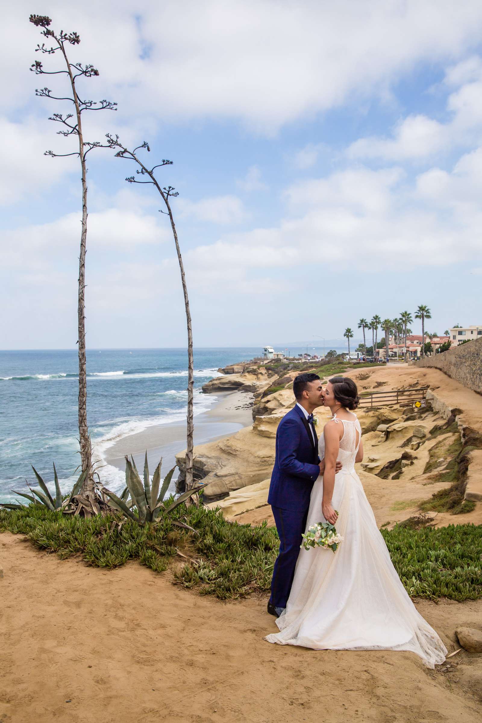 La Jolla Woman's Club Wedding coordinated by Ivory + Stone Event Co., Lisa and Adam Wedding Photo #422790 by True Photography