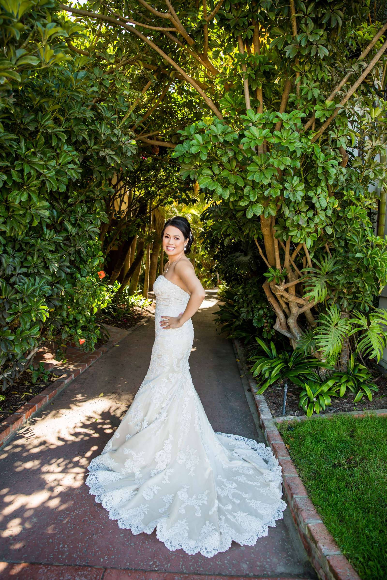 Bahia Hotel Wedding coordinated by Hannah Smith Events, Angela and Ricky Wedding Photo #4 by True Photography