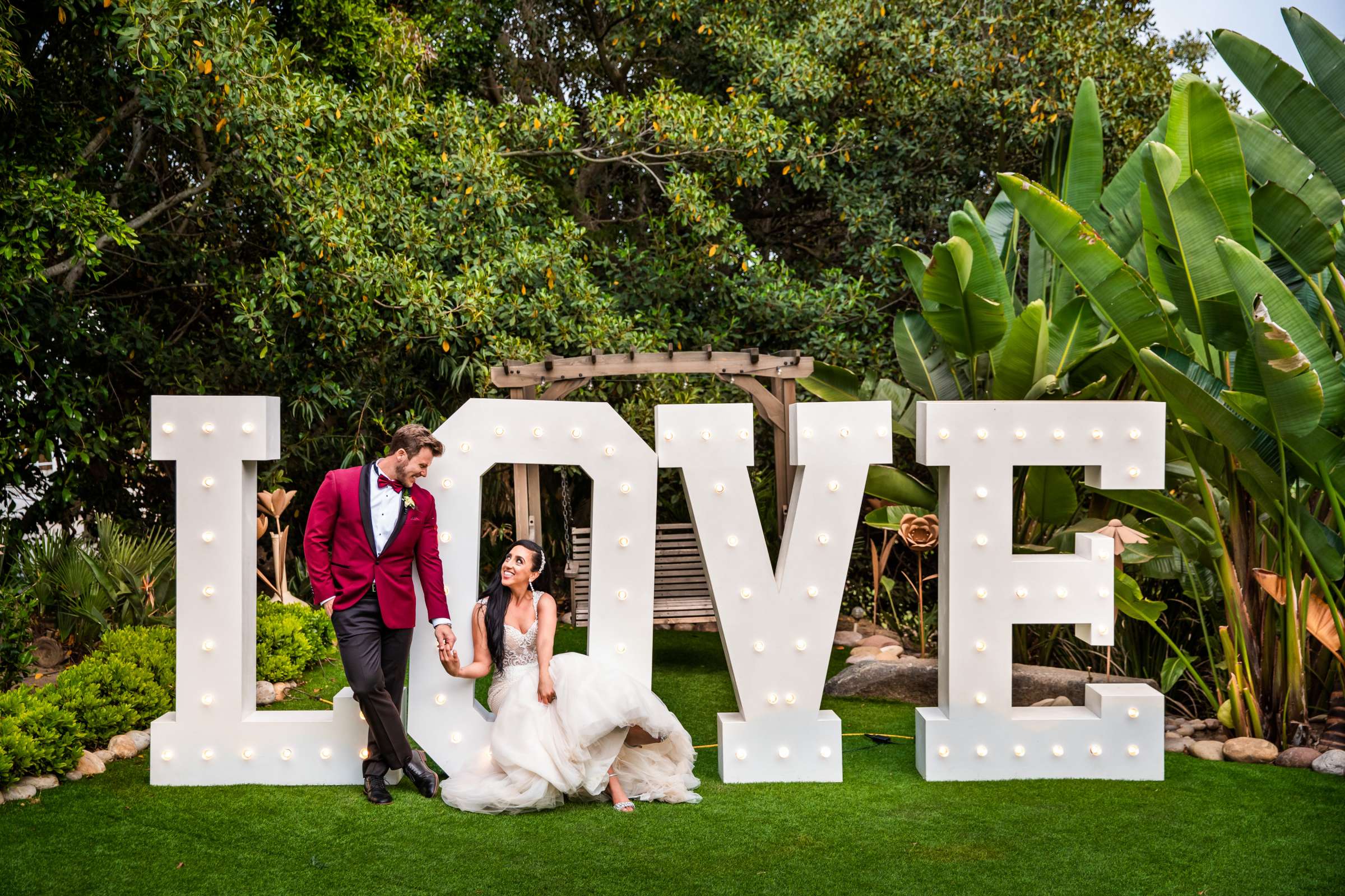 Photographers Favorite at Botanica the Venue Wedding, Thana and Brett Wedding Photo #1 by True Photography