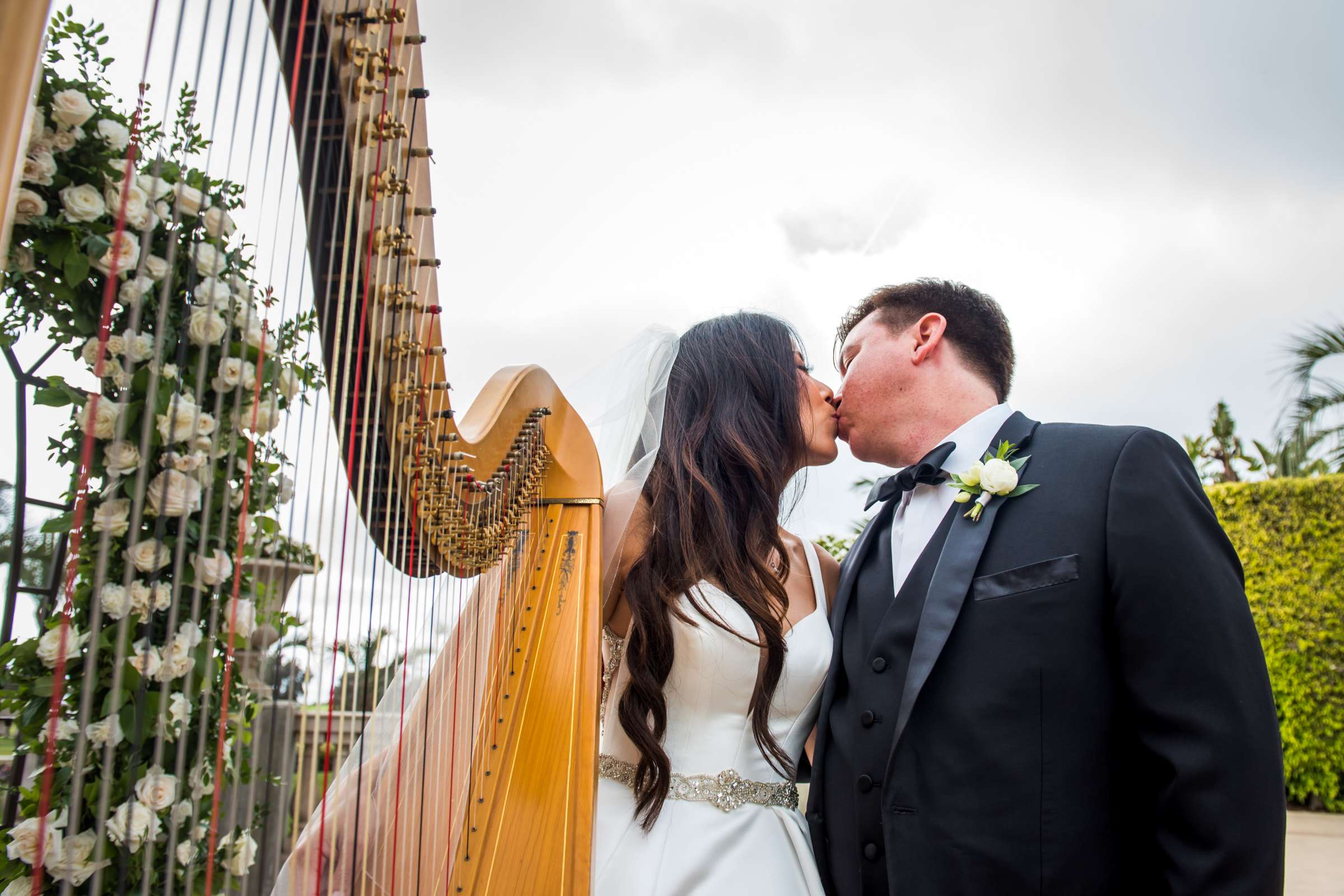 Hilton La Jolla Torrey Pines Wedding coordinated by Sweet Blossom Weddings, Jennifer and Sean Wedding Photo #22 by True Photography