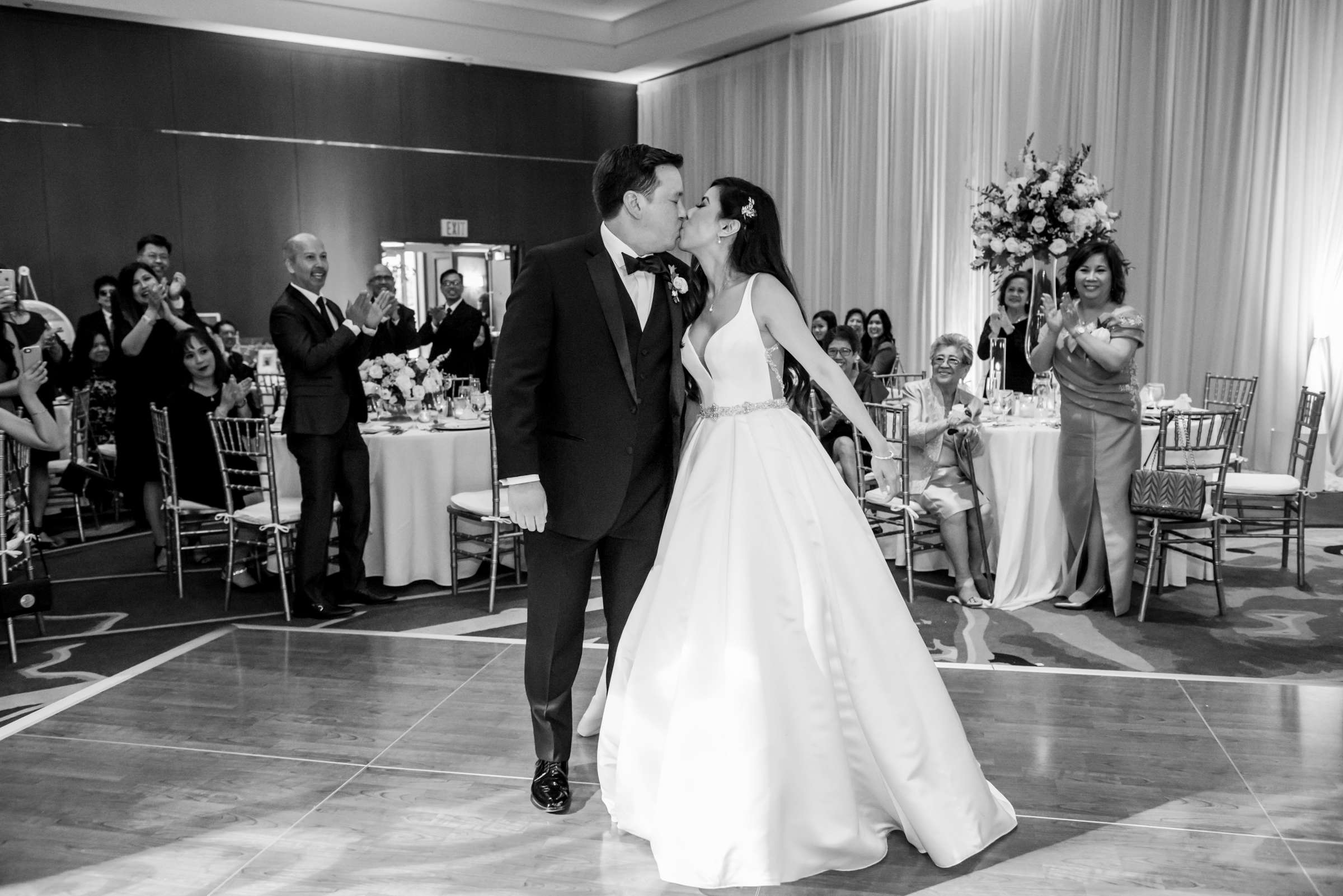 Hilton La Jolla Torrey Pines Wedding coordinated by Sweet Blossom Weddings, Jennifer and Sean Wedding Photo #119 by True Photography