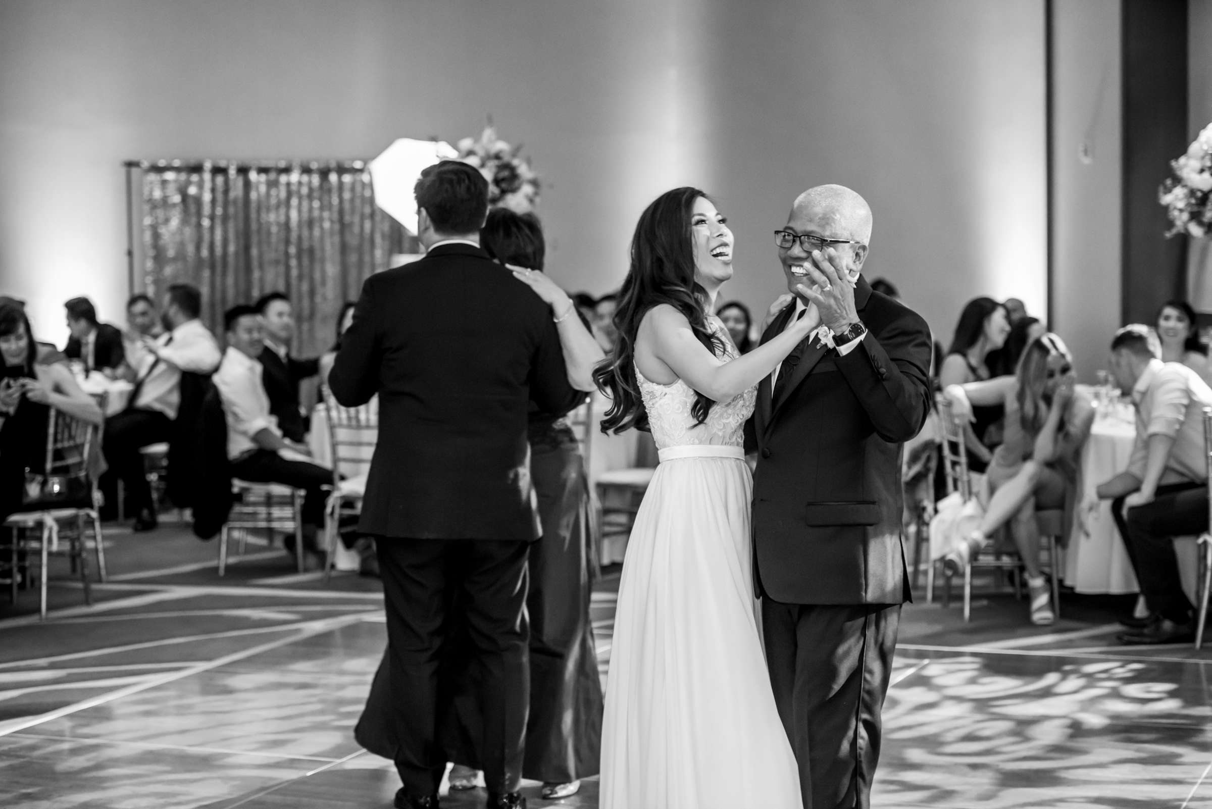 Hilton La Jolla Torrey Pines Wedding coordinated by Sweet Blossom Weddings, Jennifer and Sean Wedding Photo #133 by True Photography