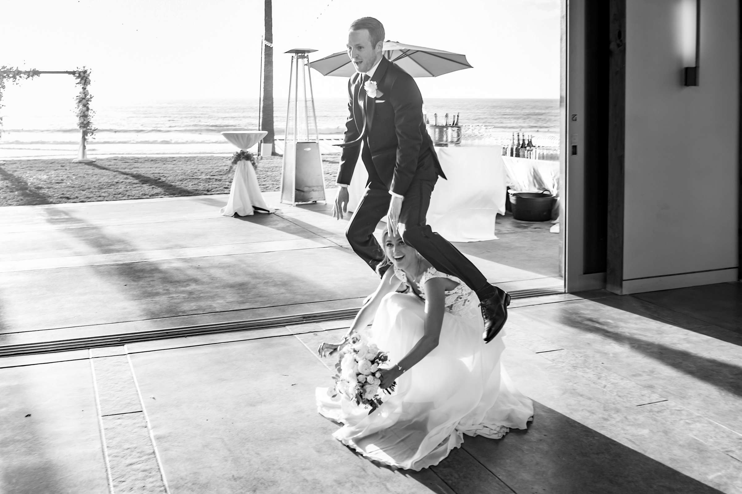 Scripps Seaside Forum Wedding coordinated by First Comes Love Weddings & Events, Kiley and Robert Wedding Photo #580373 by True Photography