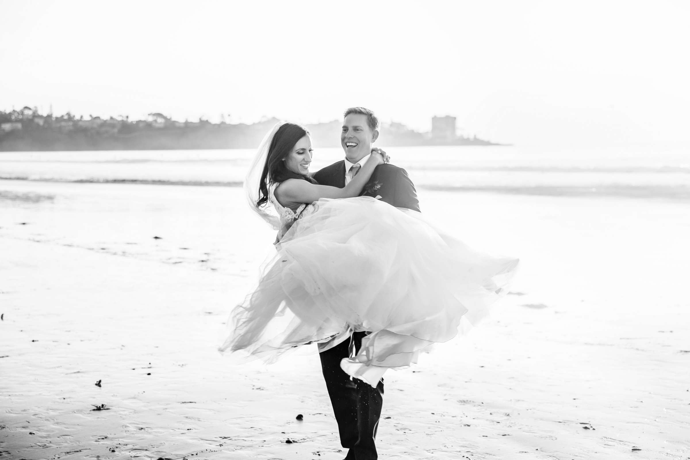 Black and White photo at Scripps Seaside Forum Wedding, Claire and Todd Wedding Photo #31 by True Photography